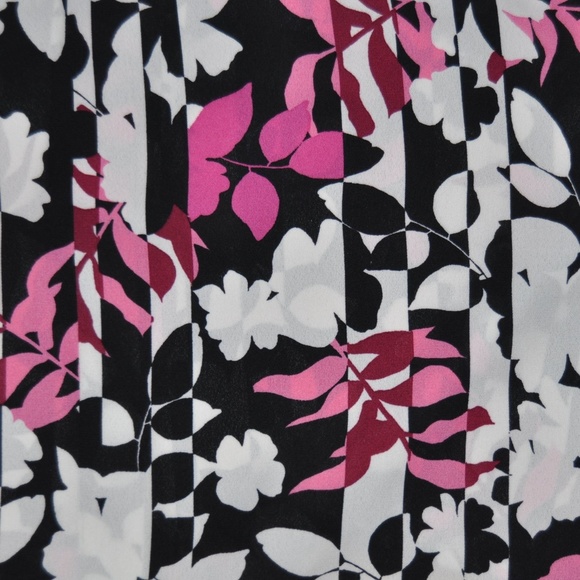 VINCE CAMUTO Shadow Floral High Low Button Down Blouse sz L Petite Women's Top - Picture 3 of 8